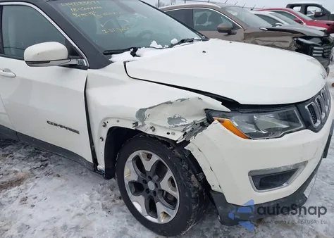 2018 Jeep Compass Limited 4X4 z USA, uszkodzony, nr VIN 3C4NJDCB4JT101165